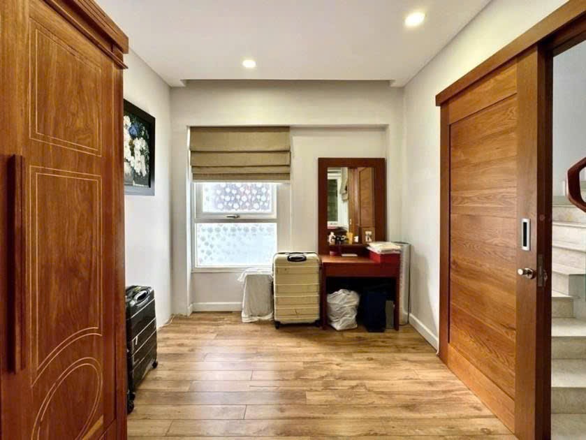 NHÀ KINH DOANH KHU PHỐ NHẬT 3