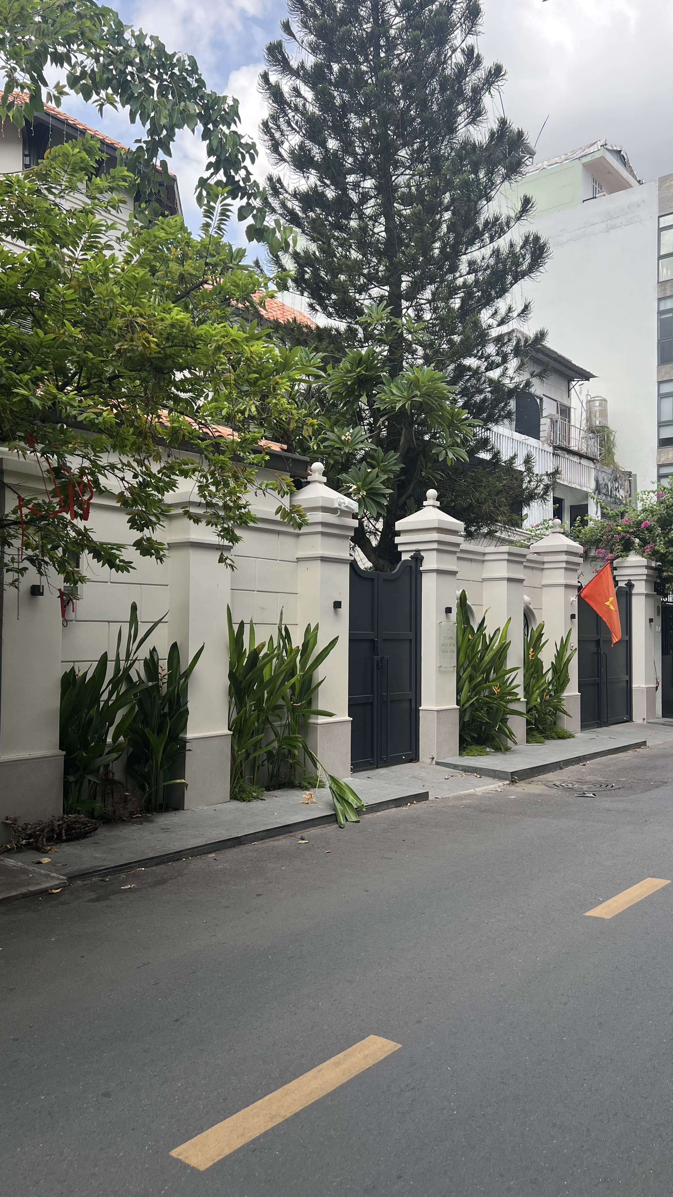 DINH THỰ PHONG CÁCH PHÁP - GIỚI THƯỢNG LƯU 3