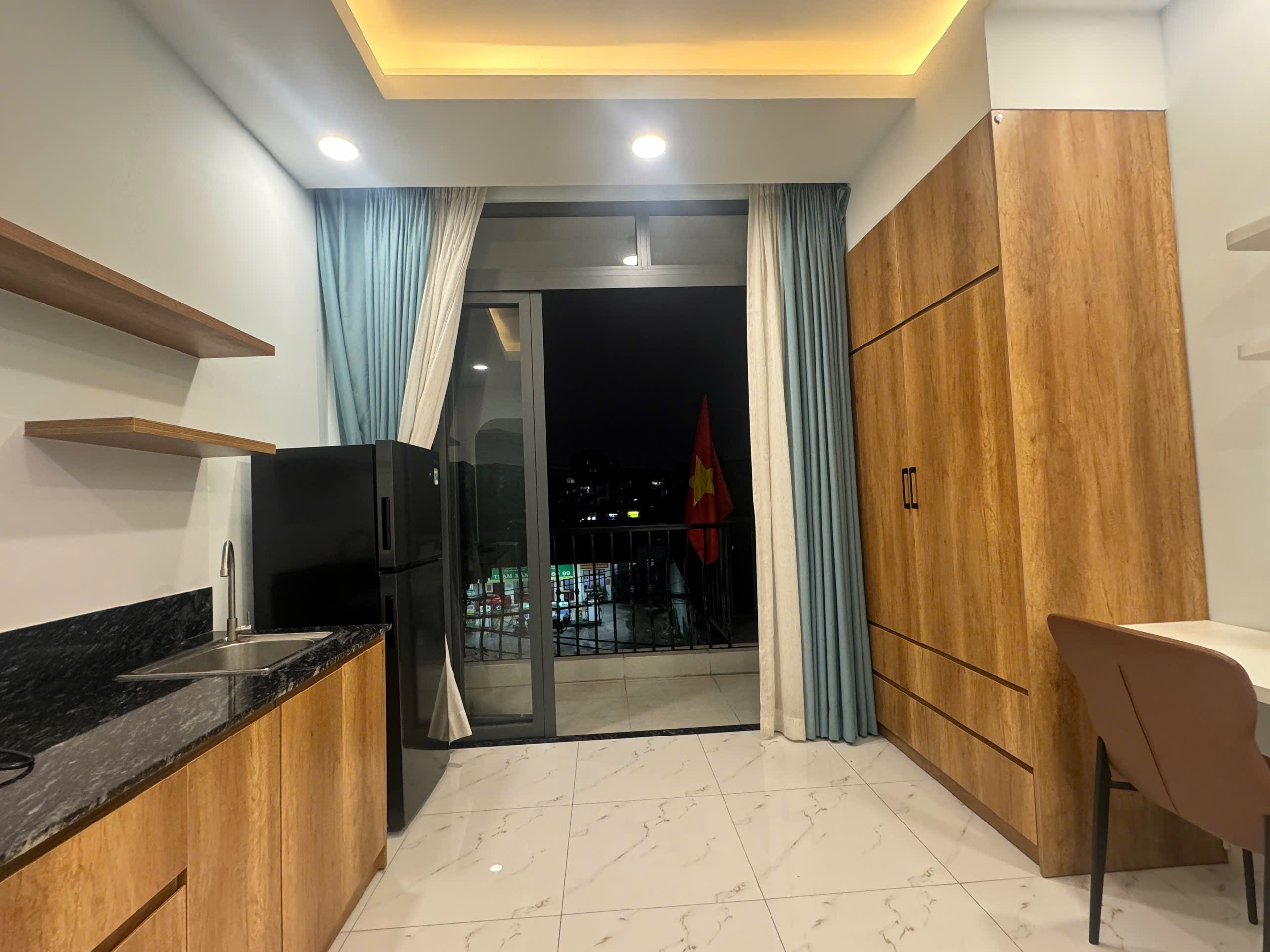 🌇 Cho thuê phòng ban công view đẹp, đầy đủ tiện nghi 3