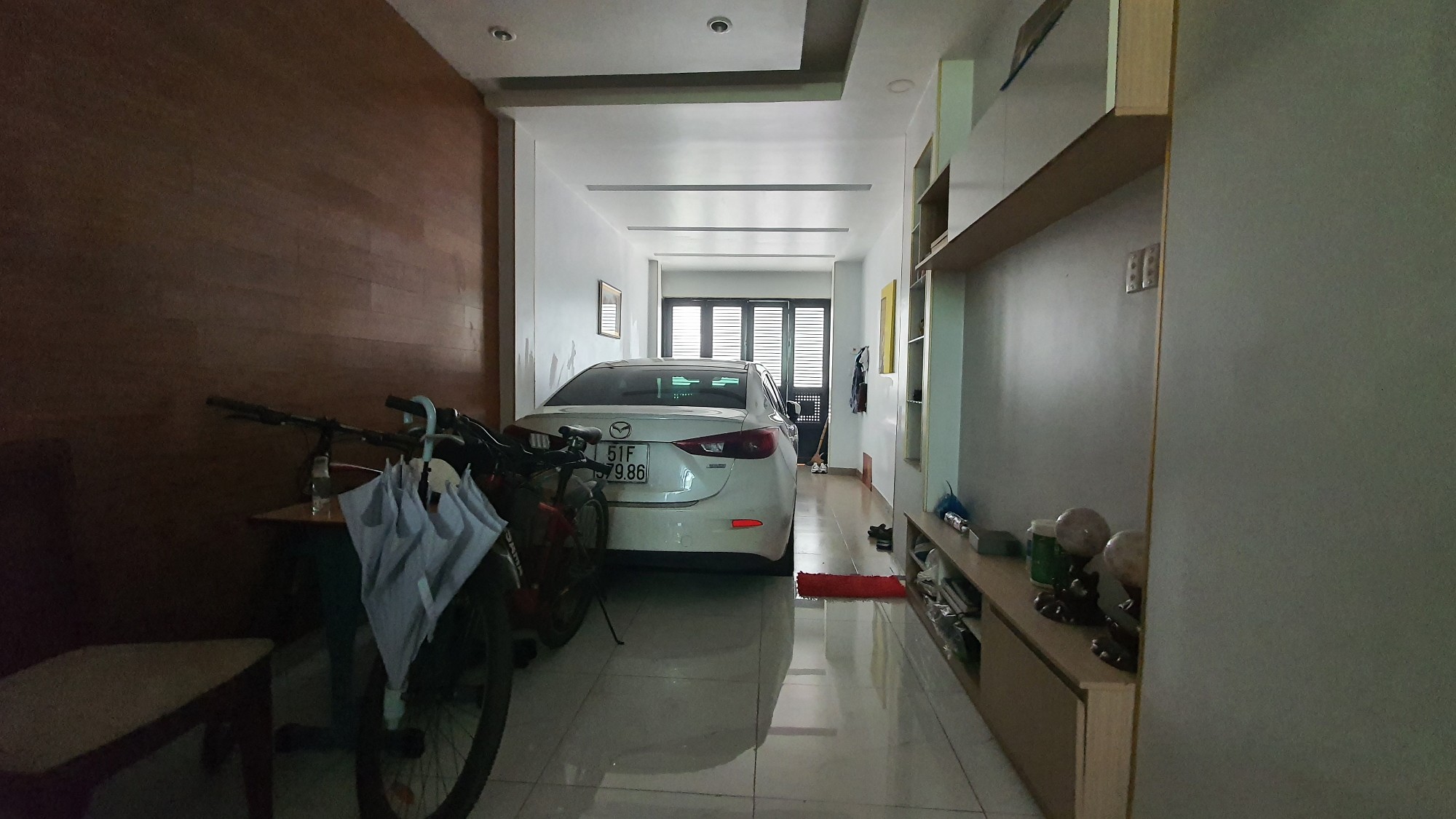 HẺM XE HƠI ĐẬU TRONG NHÀ - 5 TẦNG 1