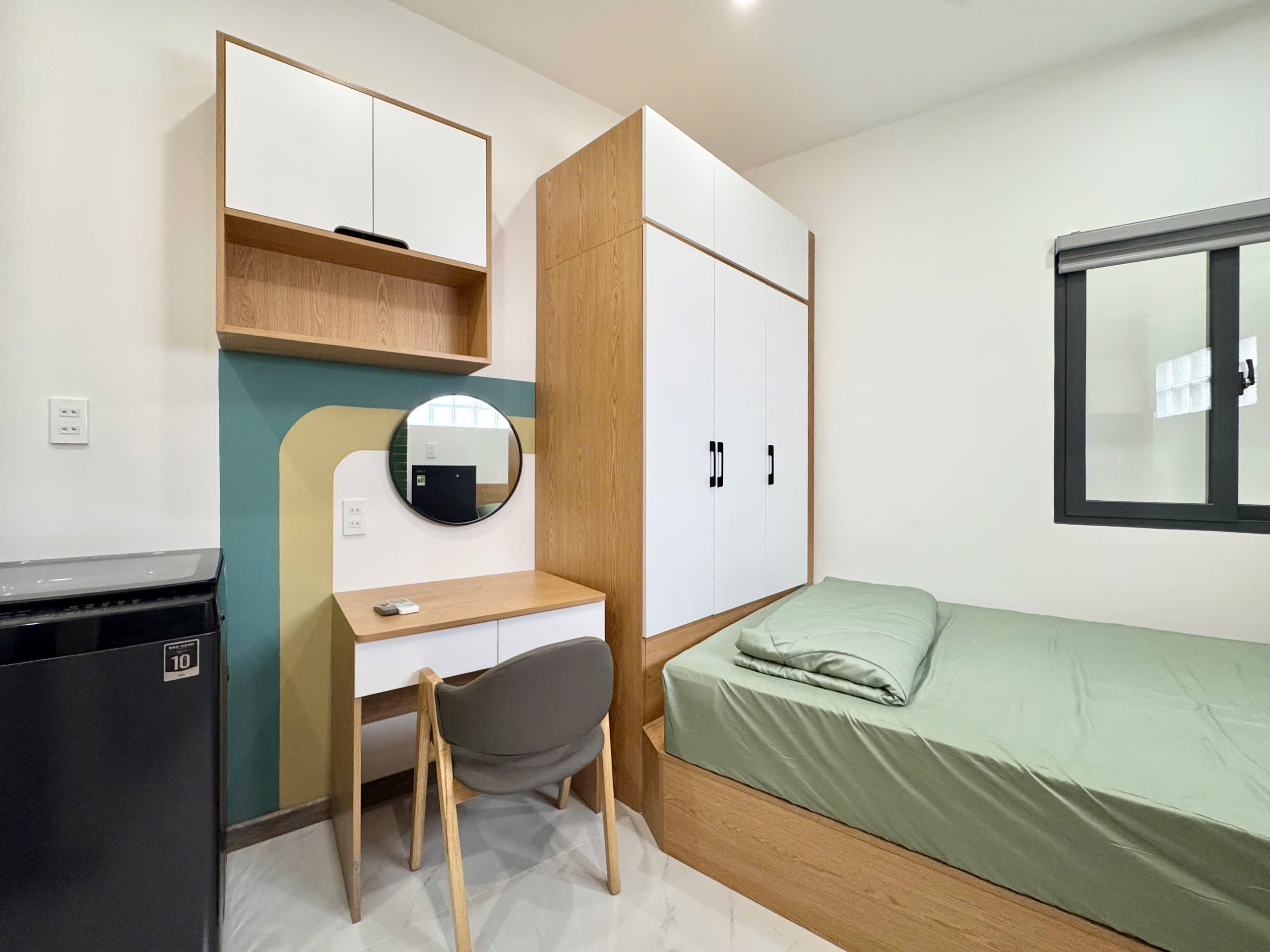 Phòng Đẹp Như Căn Hộ Mini, Chỉ Xách Vali Vào Ở 3