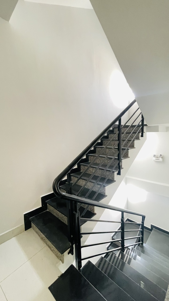 CHDV 24 Phòng - NỞ HẬU HƠN 3m 5