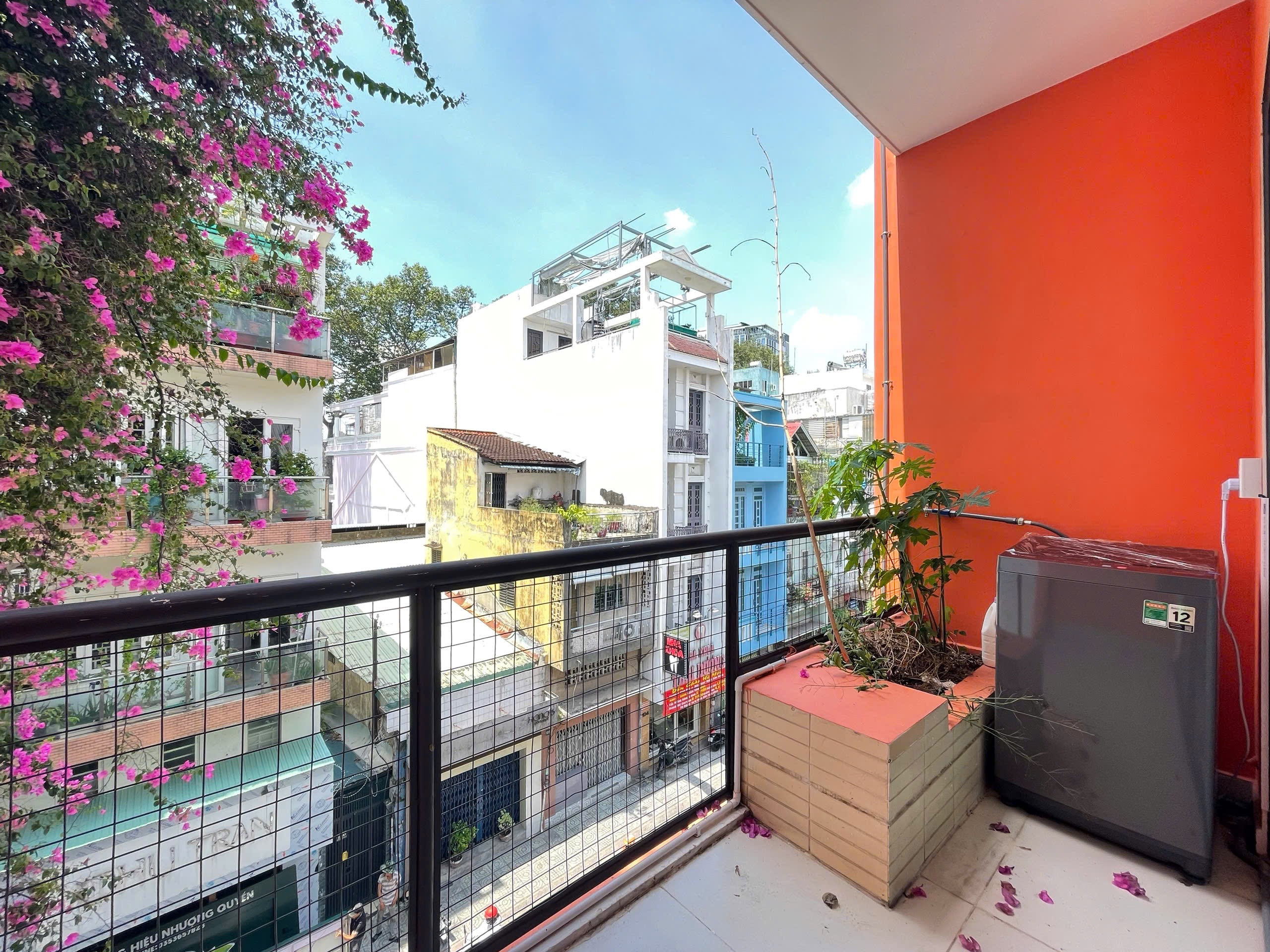 🏡 Không Gian Sống Lý Tưởng, Phòng Có Ban Công Siêu Đẹp 1